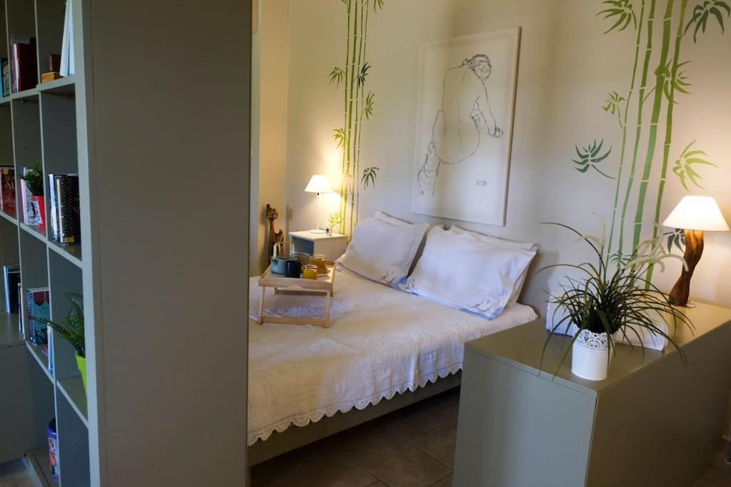 Apartment With Garden In Thessaloniki. Exterior foto