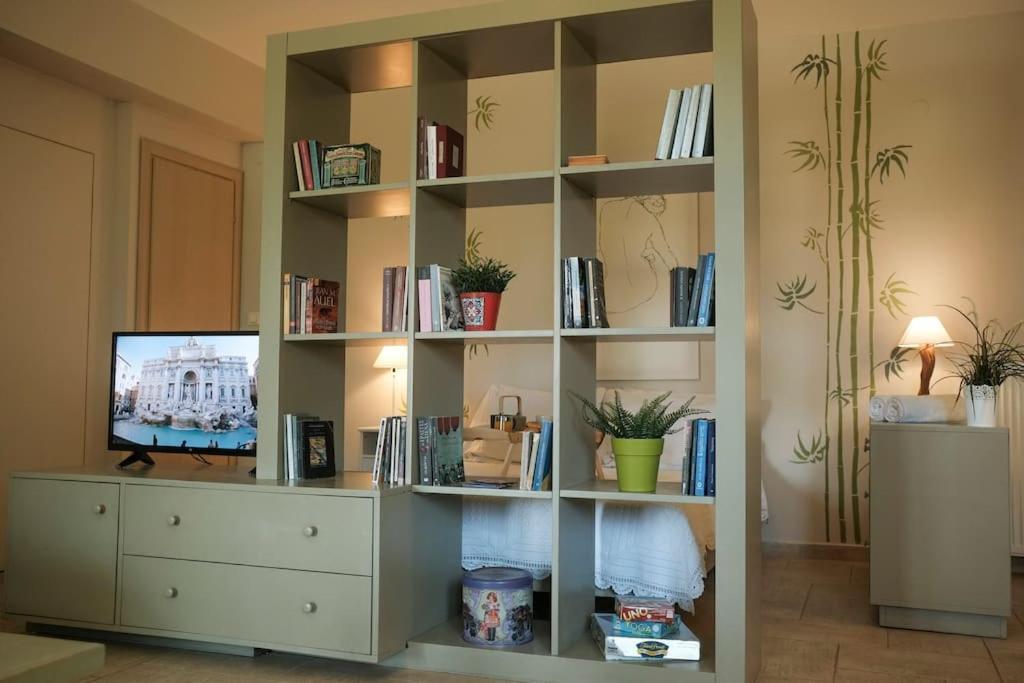 Apartment With Garden In Thessaloniki. Exterior foto